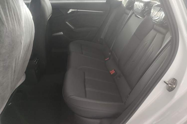 Used Audi A3 2026 A3L Limousine 35 TFSI Enjoyment Edition Left Rear Seat