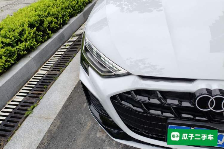 Used Audi A3 2026 Sportback 35 TFSI Prestige Edition + Luxury Selection Package Right Front Headlight