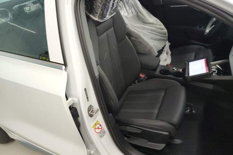 Used Audi A3 2026 A3L Limousine 35 TFSI Enjoyment Edition Right Front Seat