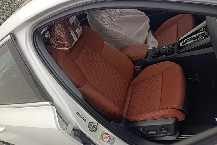 Used Audi A3 2026 A3L Limousine 35 TFSI Prestige Edition Right Front Seat