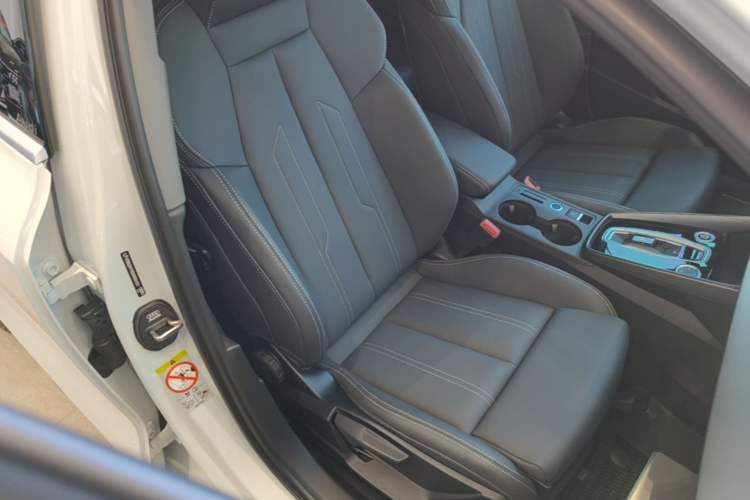 Used Audi A3 2026 Sportback 35 TFSI Enjoyment Edition Right Front Seat
