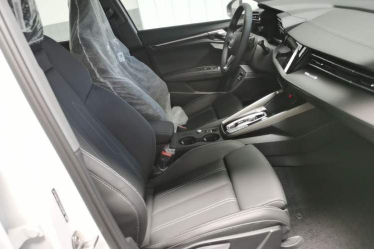 Used Audi A3 2026 A3L Limousine 35 TFSI Enjoyment Edition Right Front Seat