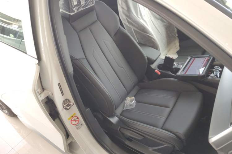 Used Audi A3 2026 A3L Limousine 35 TFSI Enjoyment Edition Right Front Seat