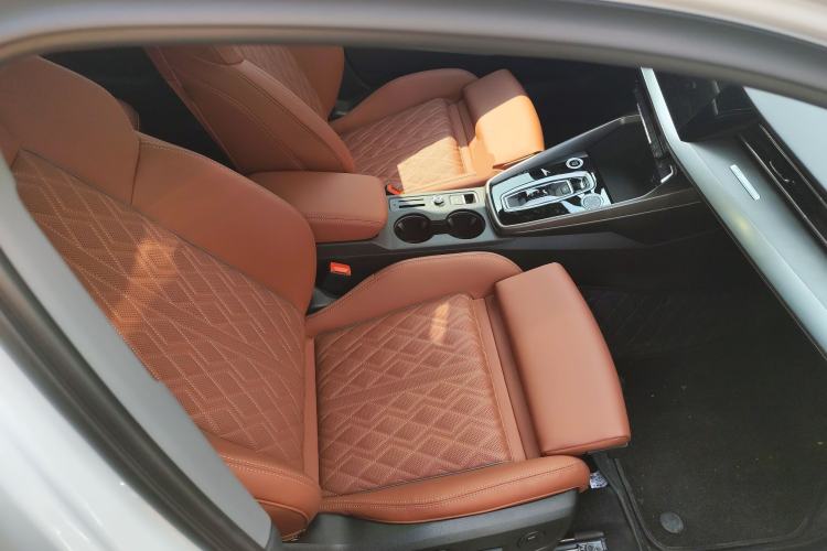 Used Audi A3 2026 A3L Limousine 35 TFSI Prestige Edition + Luxury Selection Package Right Front Seat