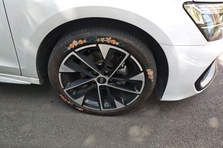 Used Audi A3 2026 A3L Limousine 35 TFSI Prestige Edition Right Front Wheel Hub