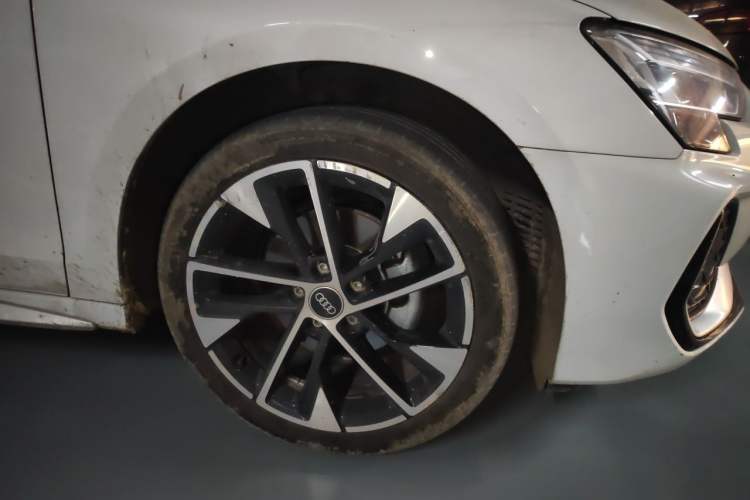 Used Audi A3 2026 A3L Limousine 35 TFSI Prestige Edition Right Front Wheel Hub