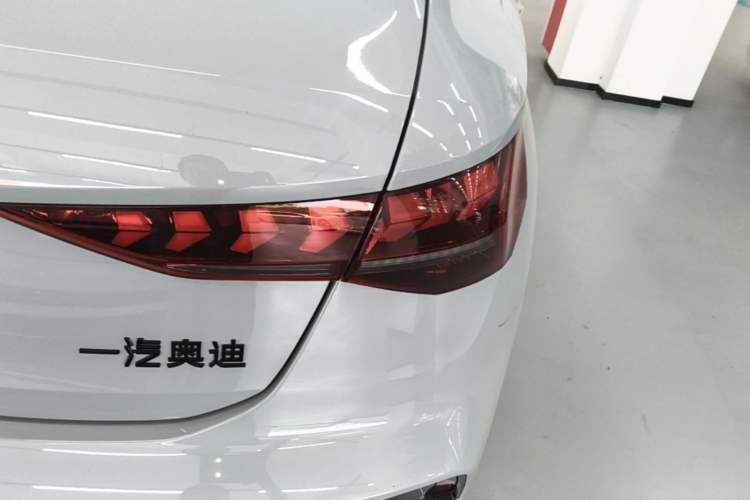 Used Audi A3 2026 Sportback 35 TFSI Prestige Edition + Luxury Selection Package Right Rear Taillight