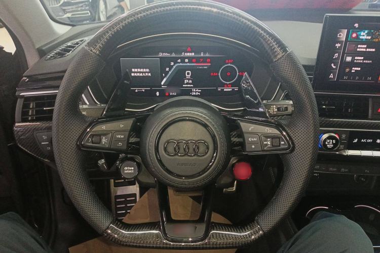 Used Audi A4 2024 Avant 40 TFSI Fashion Sport Model Steering Wheel