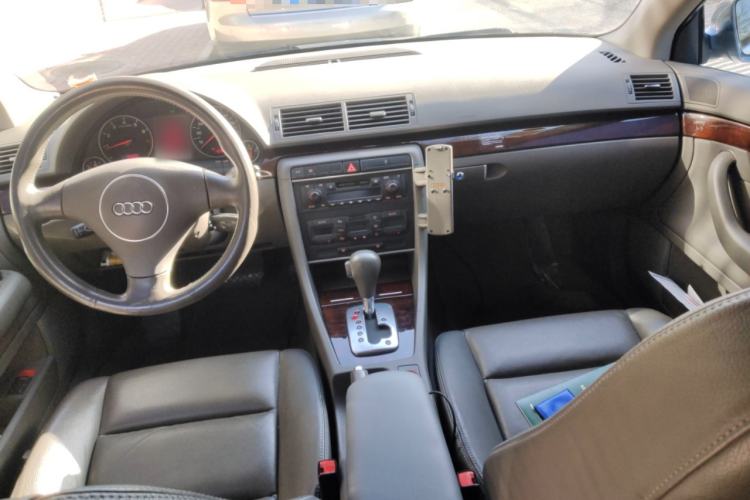 Used Audi A4 2004 1.8T Technology Edition Center Console