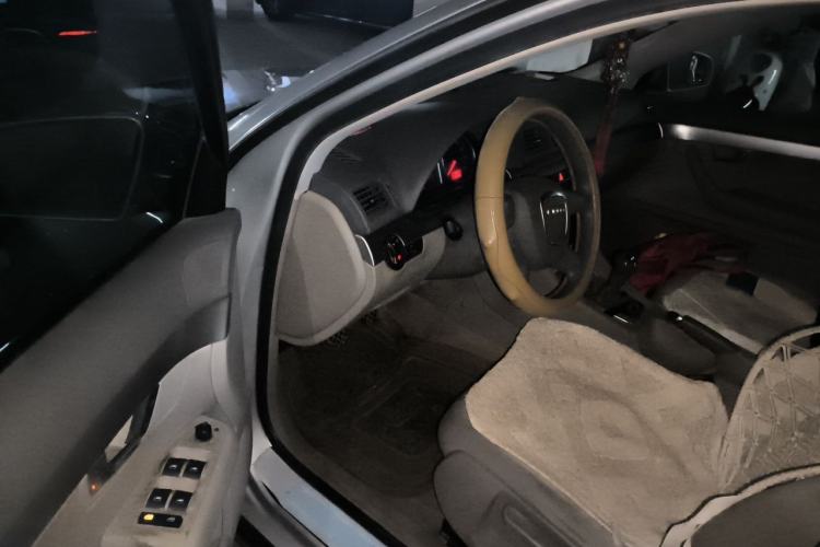 Used Audi A4 2006 1.8T manual base Driver Seat
