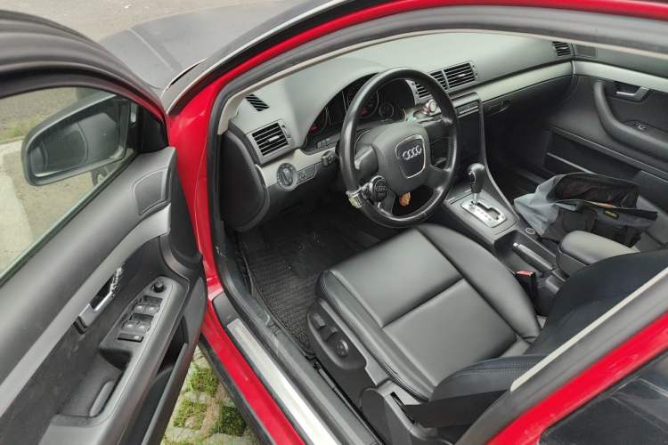 Used Audi A4 2007 1.8T automatic comfort version Driver Seat