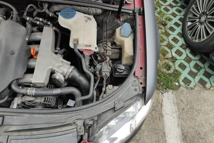 Used Audi A4 2007 1.8T automatic comfort version Engine Bay Left