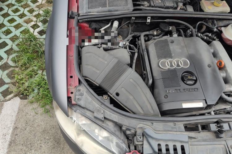 Used Audi A4 2007 1.8T automatic comfort version Engine Bay Right