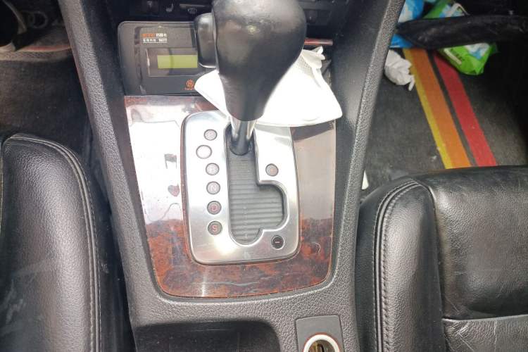 Used Audi A4 2007 1.8T automatic standard version Gear Lever