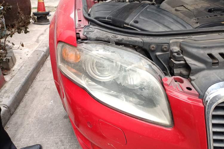 Used Audi A4 2007 1.8T automatic standard version Right Front Headlight