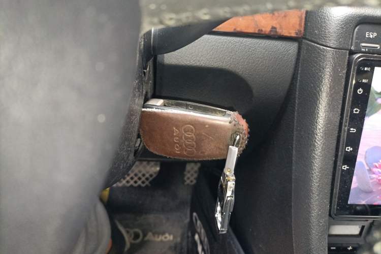 Used Audi A4 2007 1.8T automatic standard version Vehicle Key