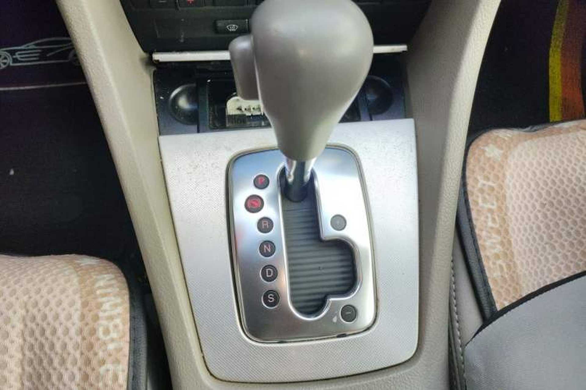 Used Audi A4 2007 1.8T automatic luxury edition Gear Lever