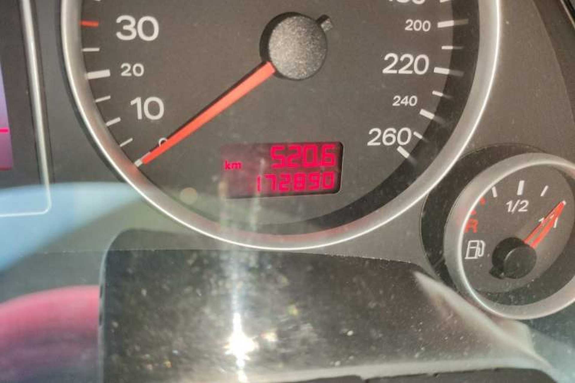 Used Audi A4 2007 1.8T automatic luxury edition Odometer Close Up