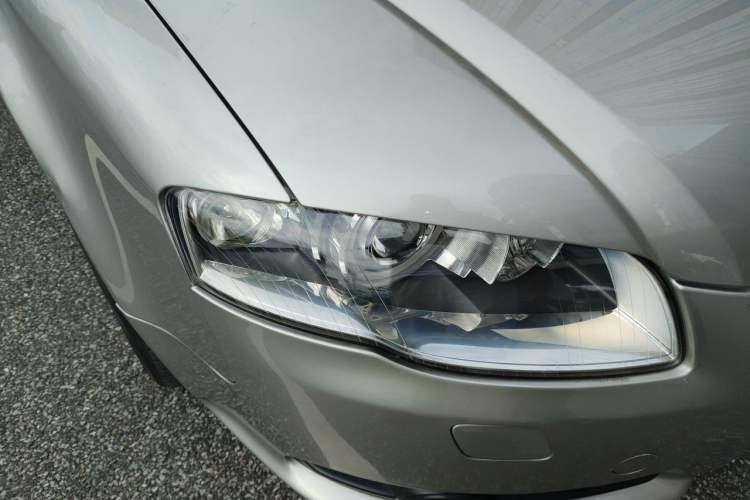 Used Audi A4 2007 1.8T automatic luxury edition Right Front Headlight