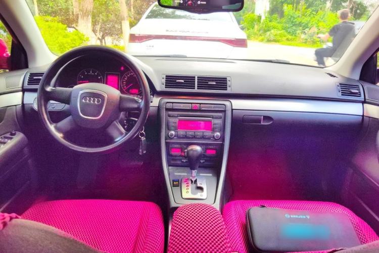 Used Audi A4 2008 2.0T Personalized Style Edition Center Console