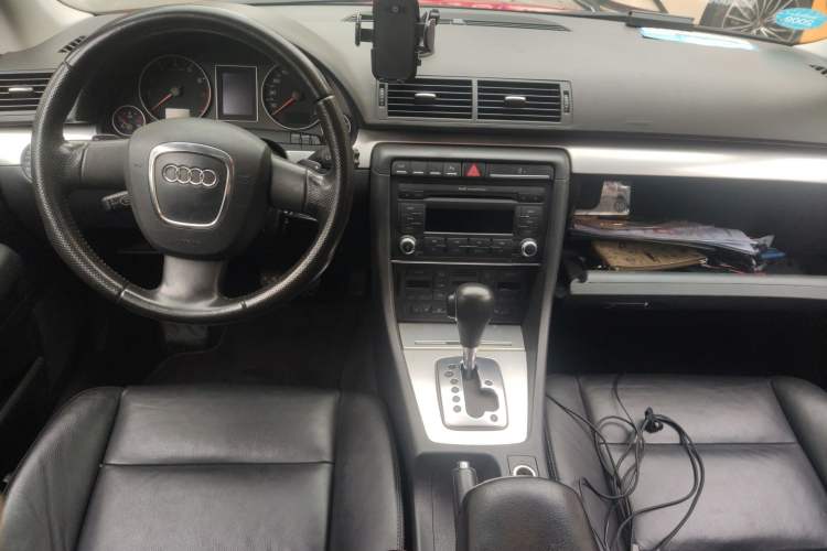 Used Audi A4 2008 1.8T automatic luxury edition Center Console