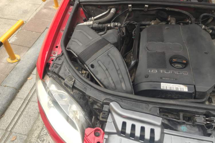 Used Audi A4 2008 1.8T automatic luxury edition Engine Bay Right
