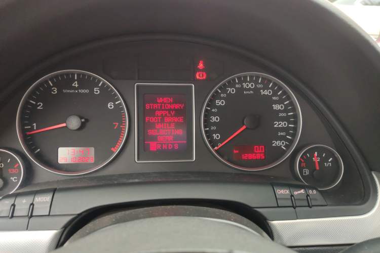 Used Audi A4 2008 1.8T automatic luxury edition Instrument Cluster