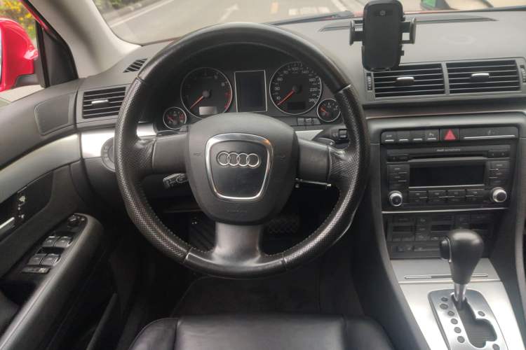 Used Audi A4 2008 1.8T automatic luxury edition Steering Wheel