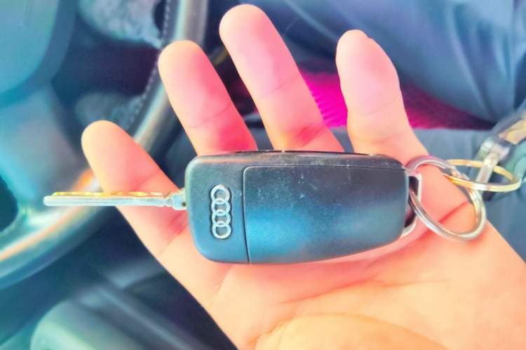 Used Audi A4 2008 2.0T Personalized Style Edition Vehicle Key