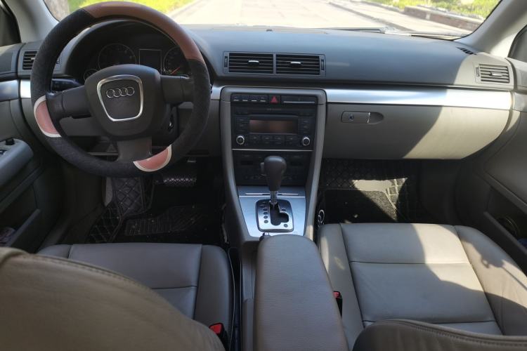 Used Audi A4 2008 1.8T automatic luxury edition Center Console