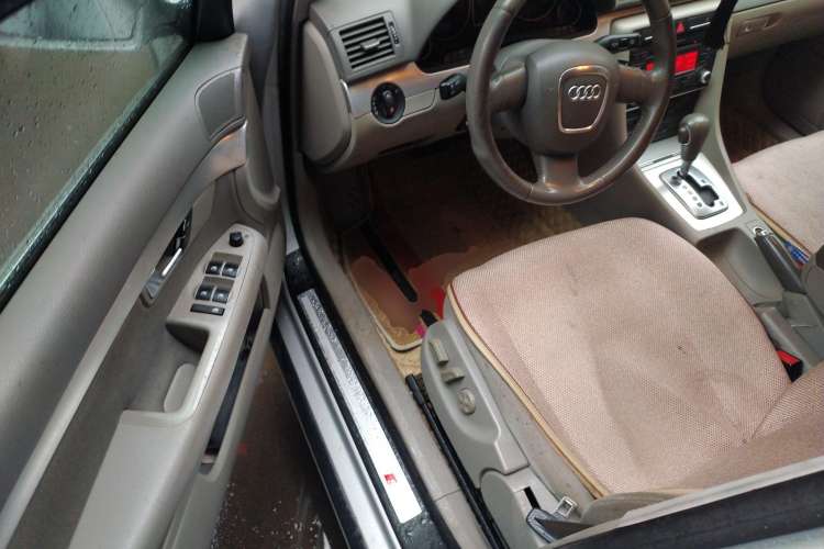Used Audi A4 2008 1.8T automatic comfort version Driver Seat