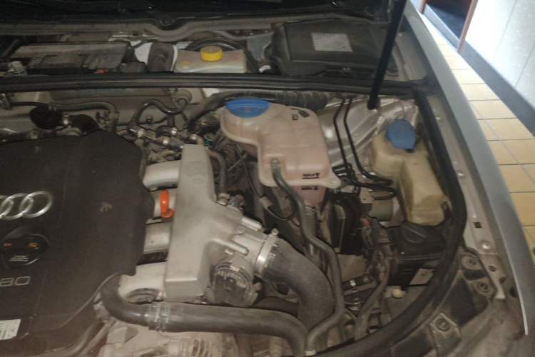 Used Audi A4 2008 1.8T manual Comfort trim level Engine Bay Left
