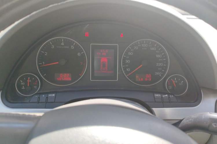 Used Audi A4 2008 1.8T manual Comfort trim level Instrument Cluster