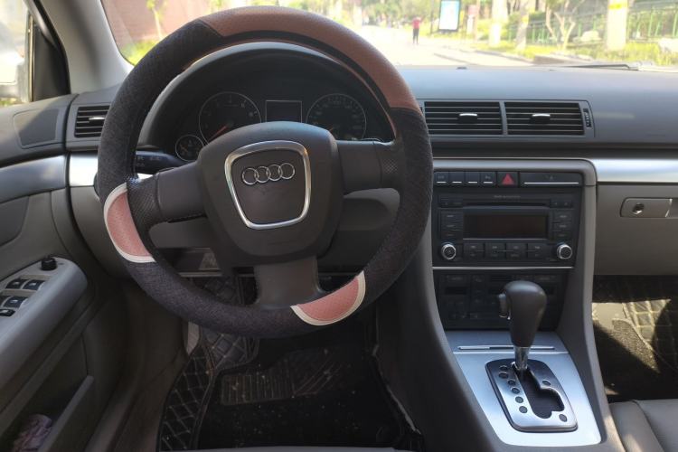 Used Audi A4 2008 1.8T automatic luxury edition Steering Wheel