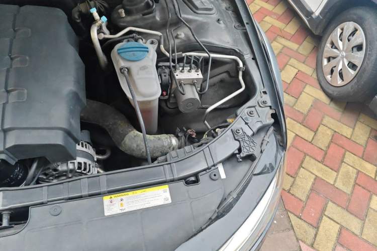 Used Audi A4 2013 40 TFSI allroad quattro Luxury Model Engine Bay Left