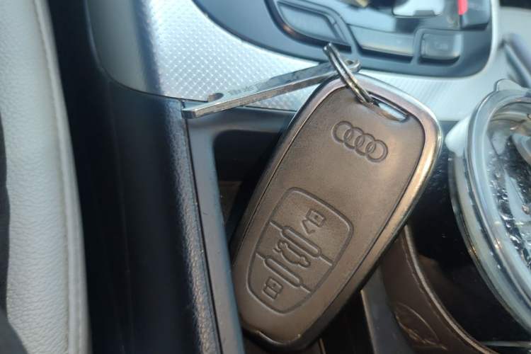 Used Audi A4 2013 40 TFSI allroad quattro Luxury Model Vehicle Key