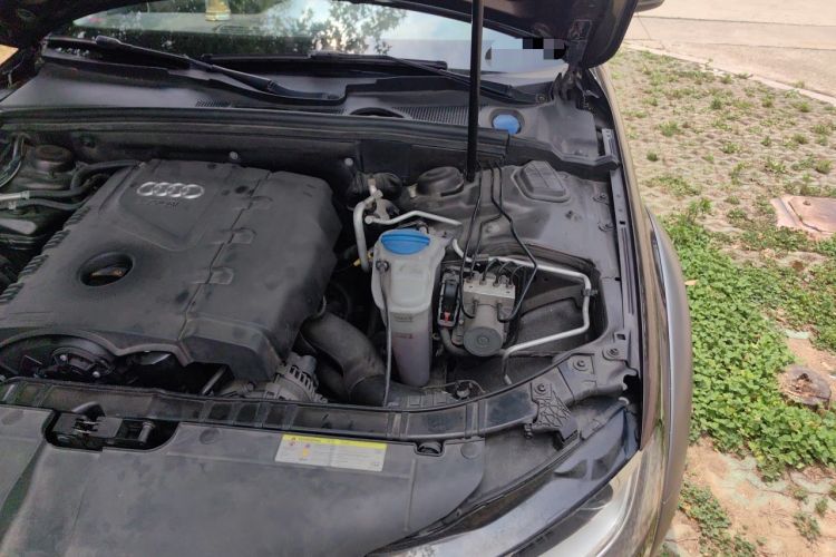 Used Audi A4 2013 40 TFSI allroad quattro Comfort model Engine Bay Left