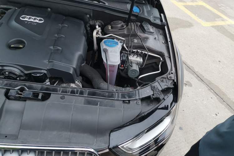 Used Audi A4 2013 40 TFSI allroad quattro Comfort model Engine Bay Left
