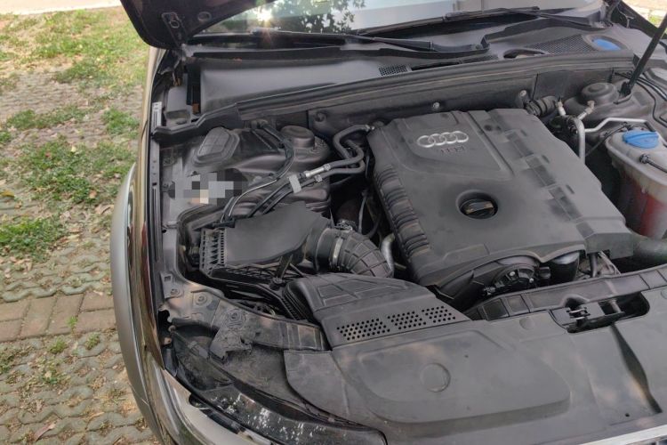 Used Audi A4 2013 40 TFSI allroad quattro Comfort model Engine Bay Right