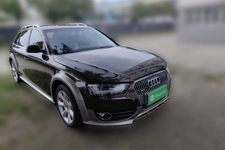 Used Audi A4 2013 40 TFSI allroad quattro Comfort model Front Right 45 Deg