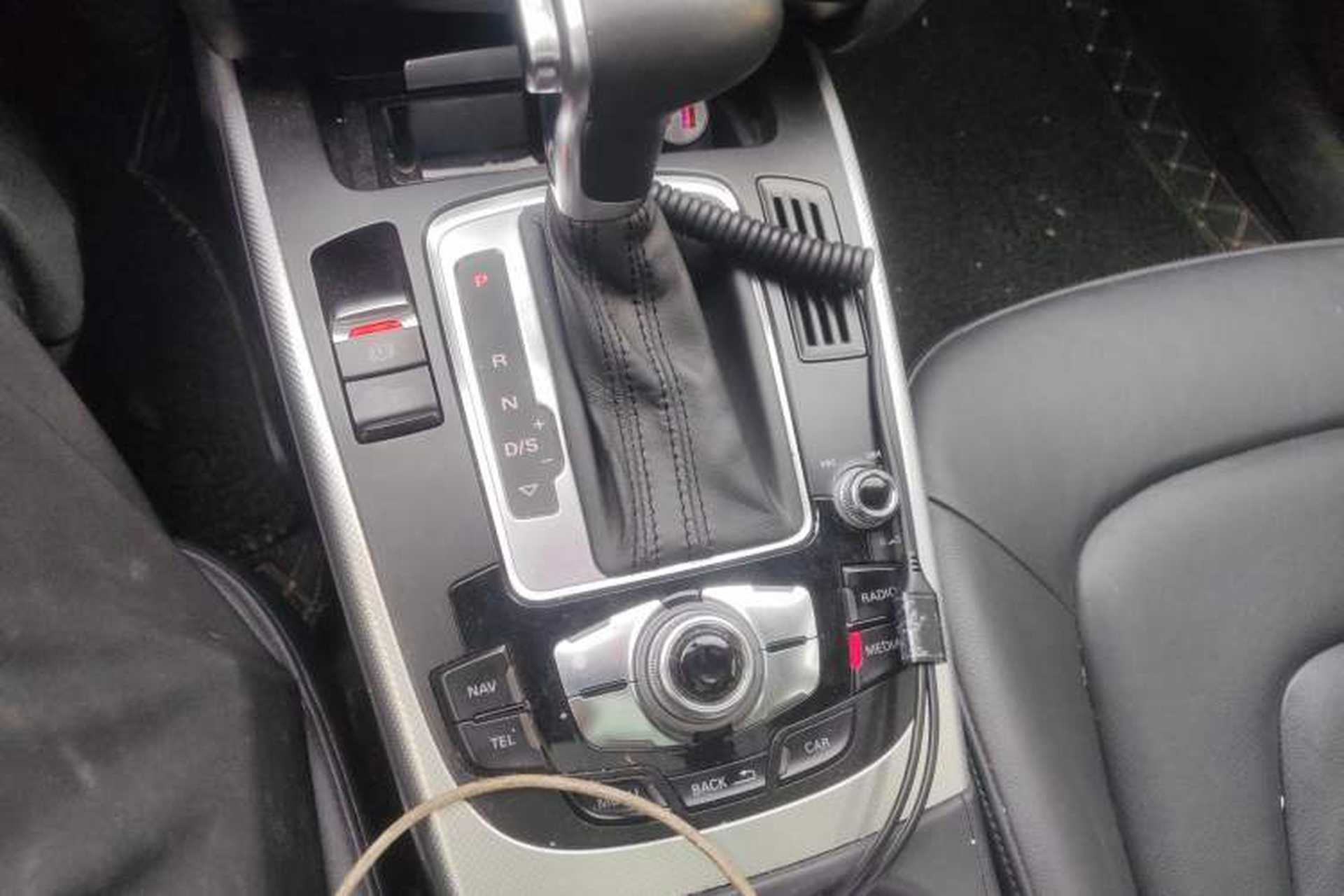 Used Audi A4 2013 40 TFSI allroad quattro Luxury Model Gear Lever
