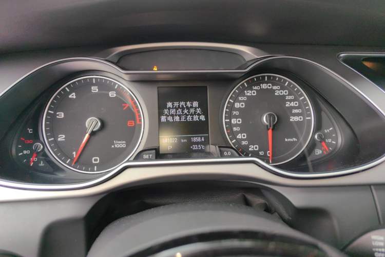 Used Audi A4 2013 40 TFSI allroad quattro Comfort model Instrument Cluster