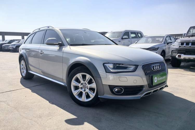 Used Audi A4 2013 40 TFSI allroad quattro Comfort model Exterior 2