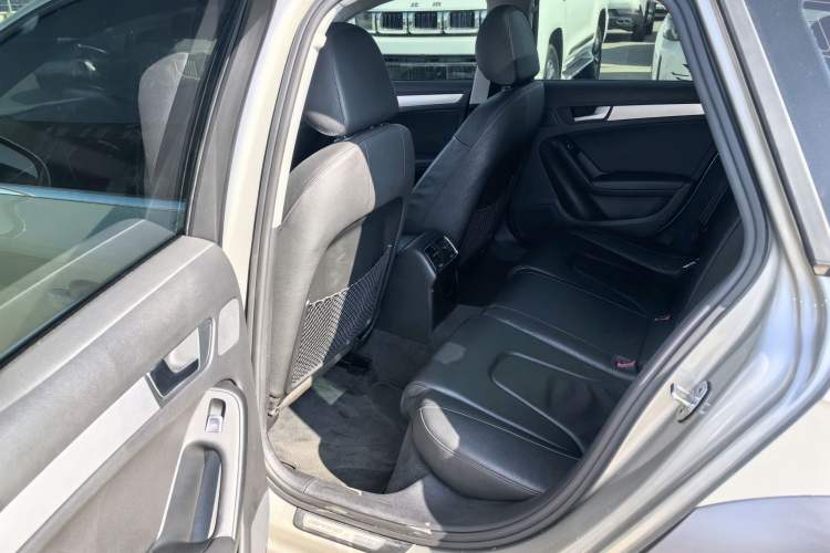 Used Audi A4 2013 40 TFSI allroad quattro Comfort model Interior 6