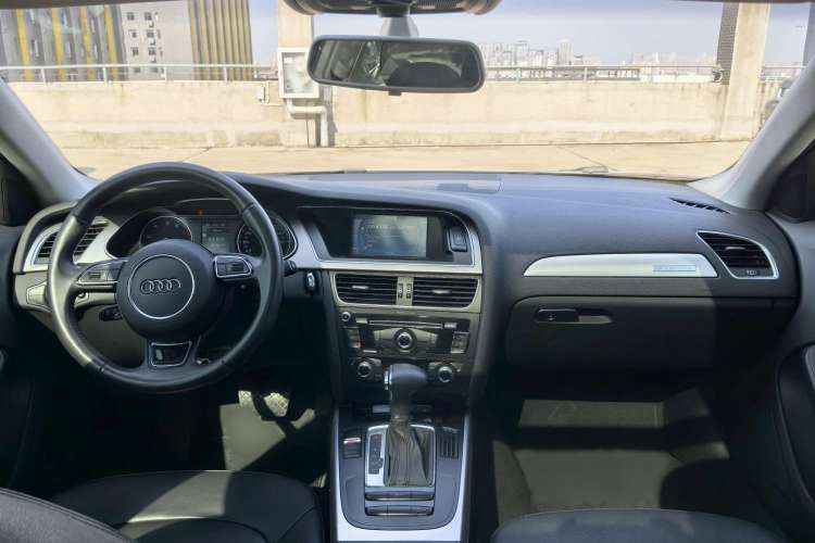 Used Audi A4 2013 40 TFSI allroad quattro Comfort model Interior 7