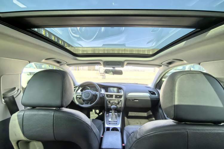 Used Audi A4 2013 40 TFSI allroad quattro Comfort model Interior 8