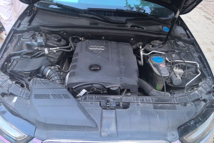 Used Audi A4 2013 40 TFSI allroad quattro Comfort model Engine Bay