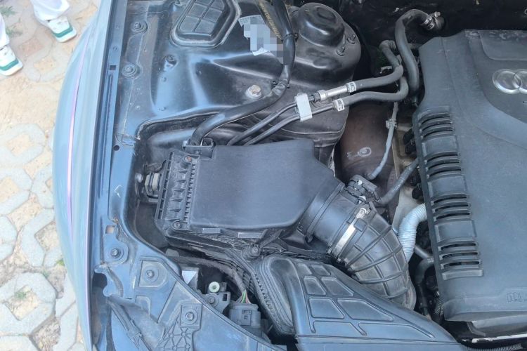 Used Audi A4 2013 40 TFSI allroad quattro Comfort model Engine Bay Right