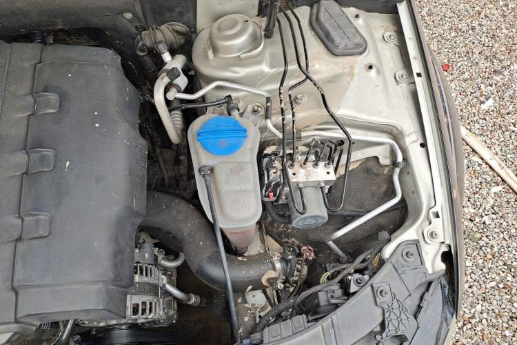 Used Audi A4 2013 40 TFSI allroad quattro Luxury Model Engine Bay Left