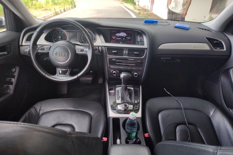 Used Audi A4 2013 40 TFSI allroad quattro Comfort model Center Console